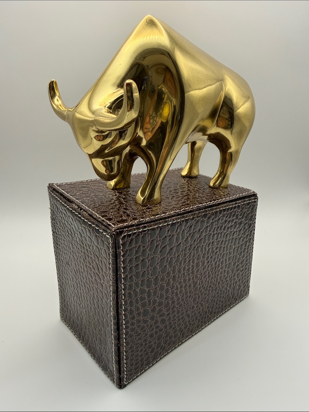 Mid Century Style Polished Brass  “Wall Street”  Bull Bookend Paperweight